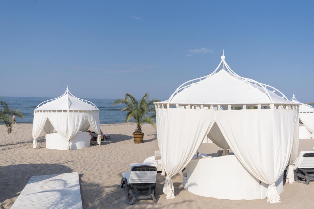 לוזנטס Oasis Resort & Spa Cozy Apartments מראה חיצוני תמונה