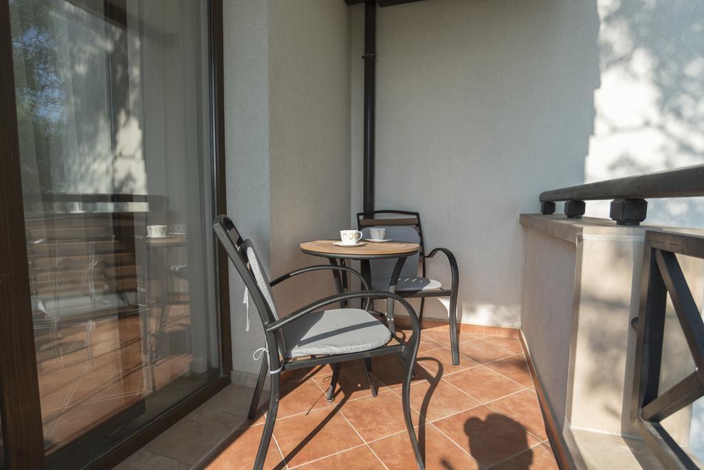 לוזנטס Oasis Resort & Spa Cozy Apartments מראה חיצוני תמונה